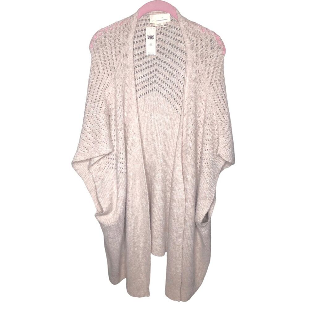 Anthropologie Yuko Cardigan Creme